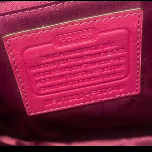 NWOT Coach Embossed Patent Leather Peyton Hand Bag - Never Used - Picture 2 of 4